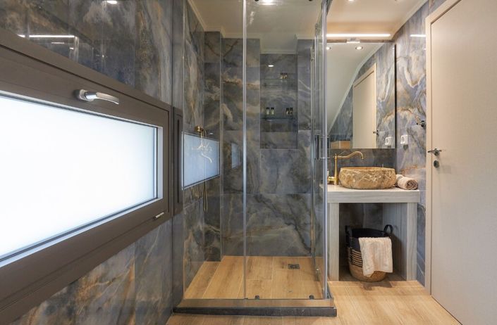 Image No.26-4 Bed Maisonette for sale