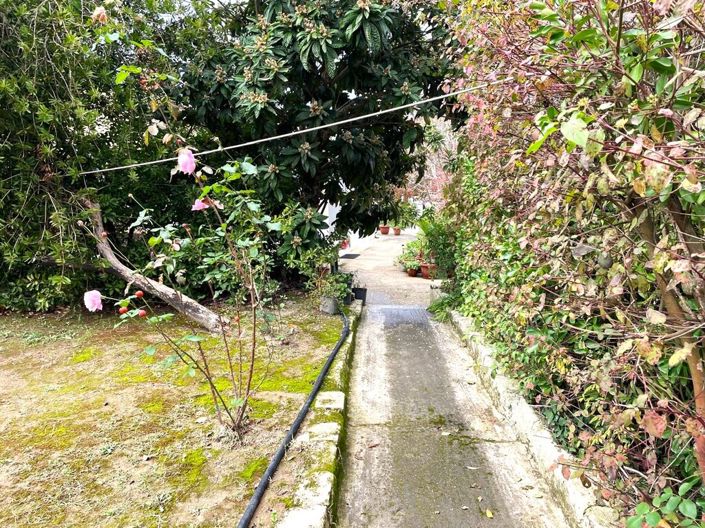 Image No.20-2 Bed Property for sale