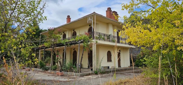 Image No.1-3 Bed Property for sale