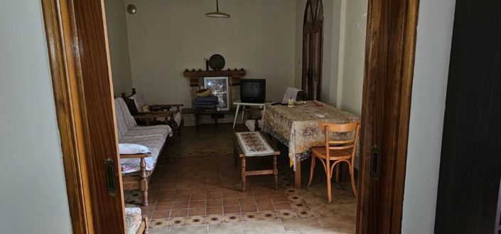 Image No.13-3 Bed Property for sale