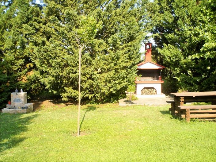 Image No.22-3 Bed Property for sale