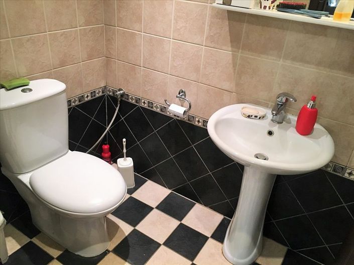 Image No.13-5 Bed Property for sale