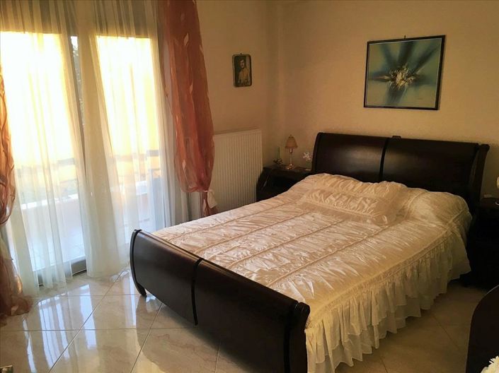 Image No.14-5 Bed Property for sale