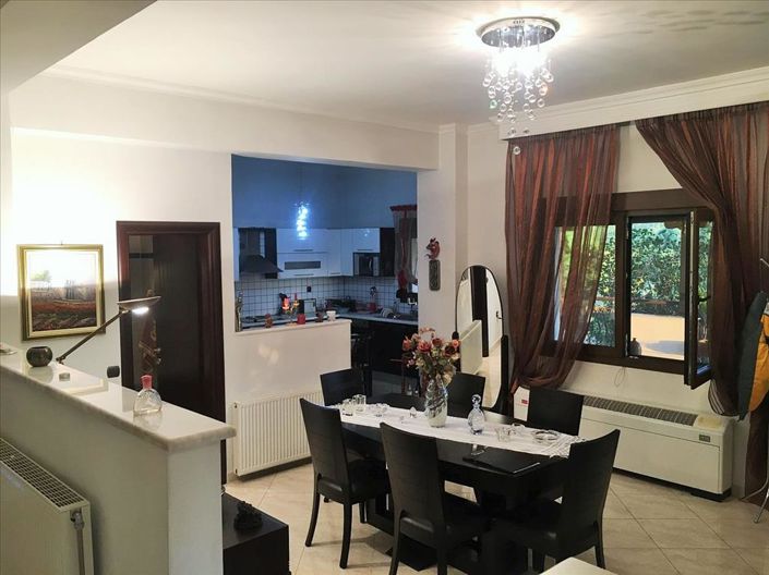 Image No.16-5 Bed Property for sale