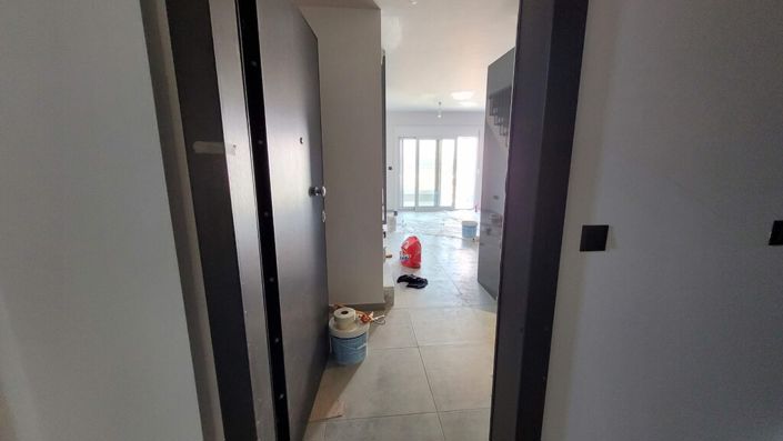 Image No.5-1 Bed Duplex for sale