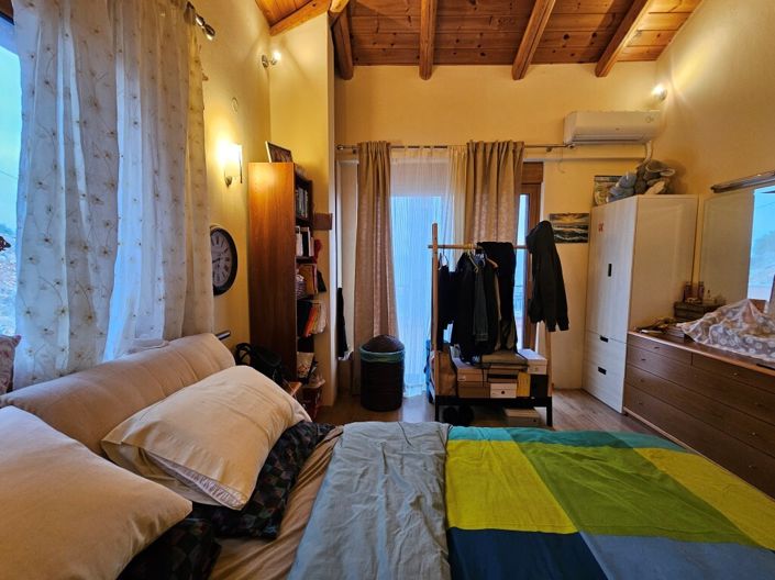 Image No.14-3 Bed Property for sale