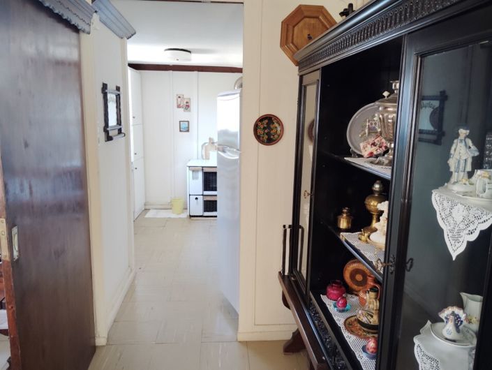 Image No.17-1 Bed Property for sale