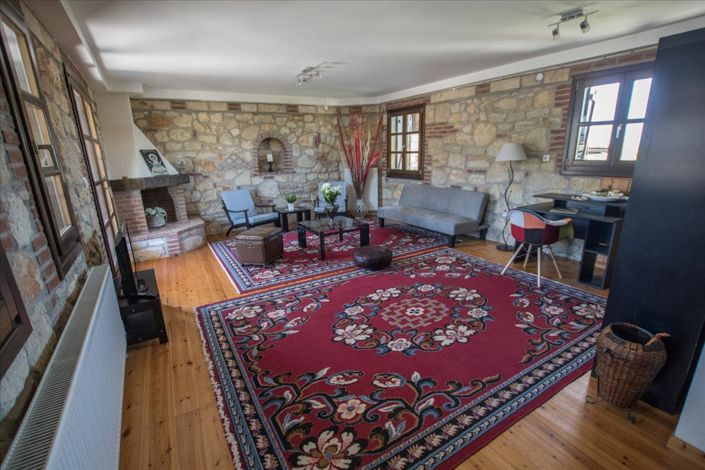 Image No.10-3 Bed Maisonette for sale