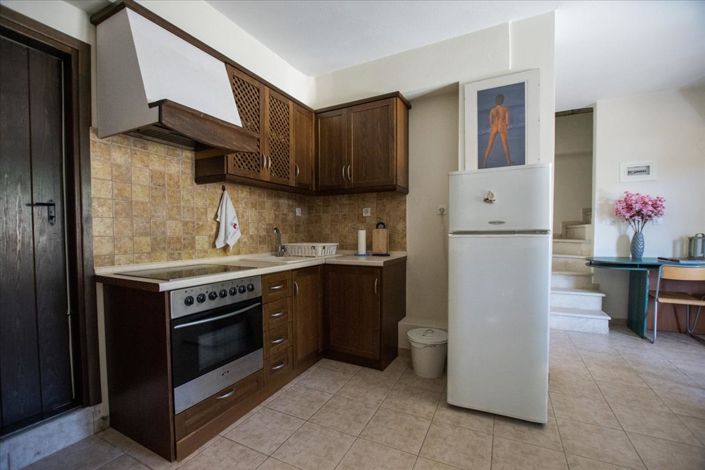 Image No.19-3 Bed Maisonette for sale