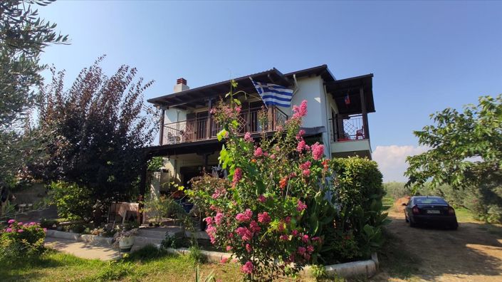 Image No.2-3 Bed Property for sale