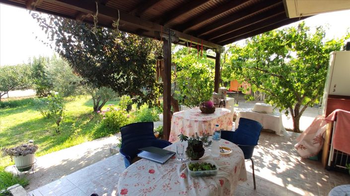 Image No.20-3 Bed Property for sale