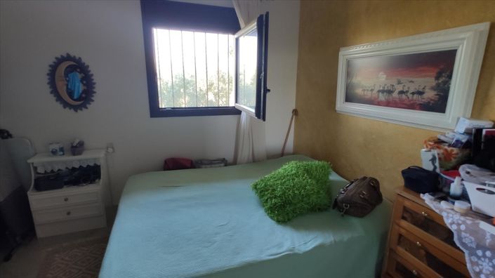 Image No.25-3 Bed Property for sale