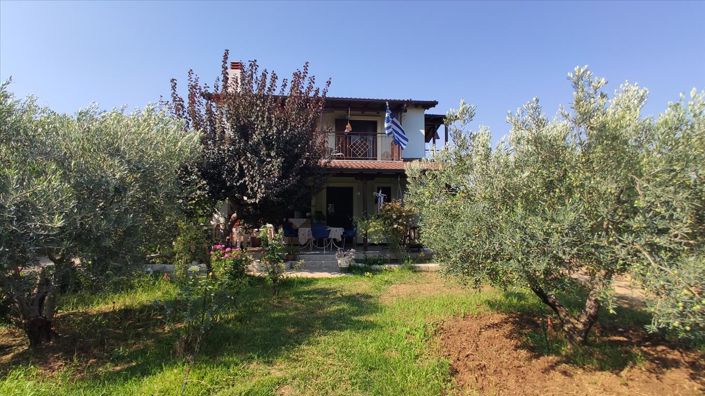 Image No.5-3 Bed Property for sale