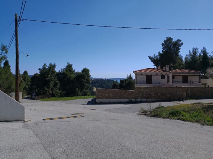 Image No.22-3 Bed Property for sale