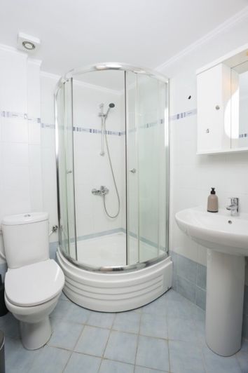 Image No.10-3 Bed Property for sale