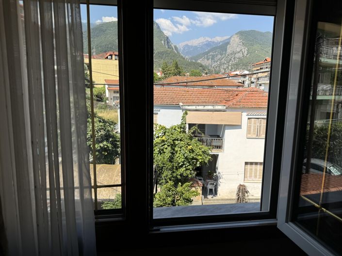 Image No.18-2 Bed Flat for sale