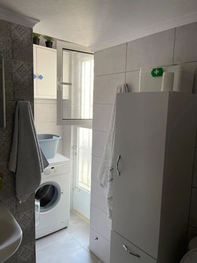 Image No.5-3 Bed Flat for sale