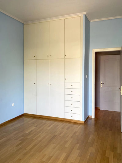 Image No.16-3 Bed Flat for sale