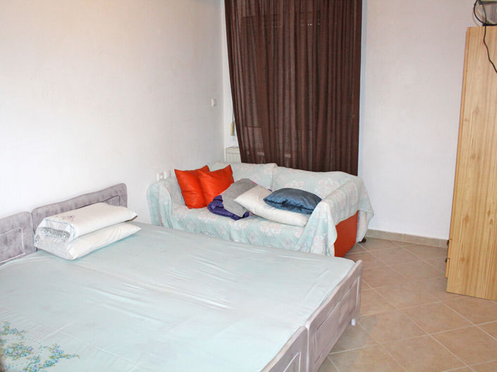 Image No.10-5 Bed Property for sale