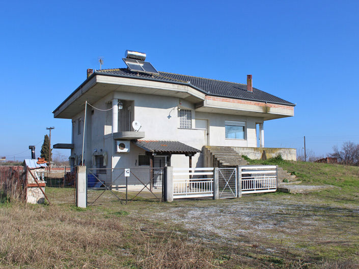 Image No.5-5 Bed Property for sale