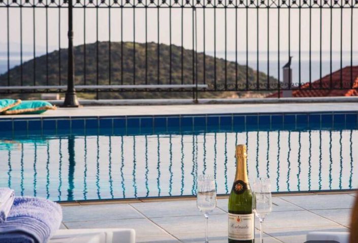 Image No.8-5 Bed Villa for sale