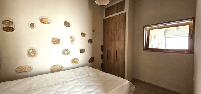 Image No.13-2 Bed Property for sale