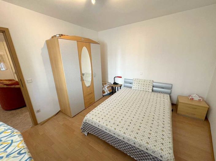 Image No.3-6 Bed Property for sale