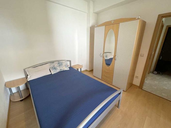 Image No.7-6 Bed Property for sale