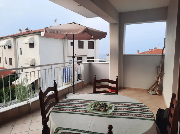 Image No.15-2 Bed Flat for sale