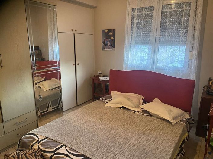 Image No.9-3 Bed Maisonette for sale