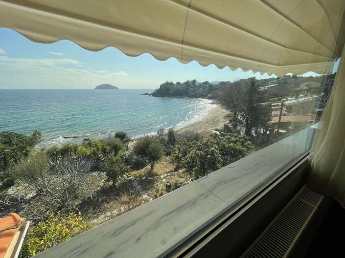 Image No.24-Villa for sale