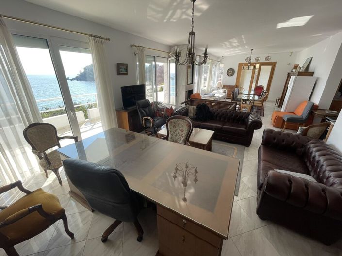 Image No.19-Villa for sale