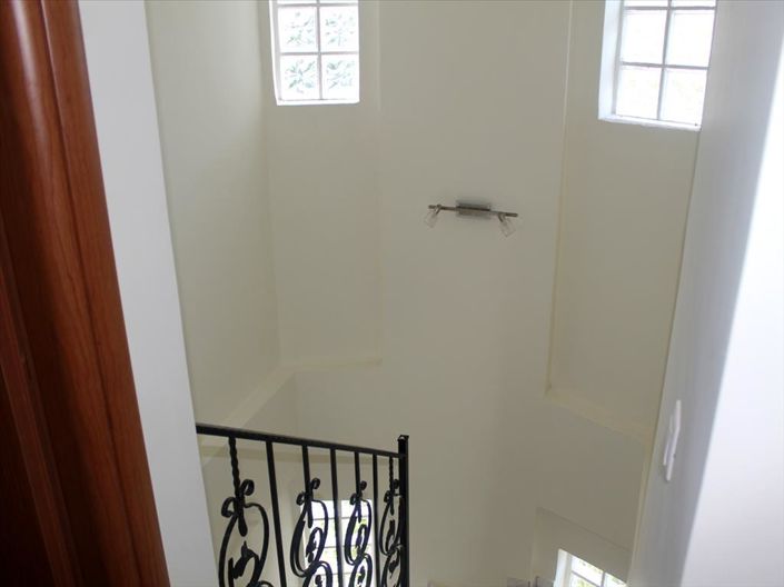 Image No.8-2 Bed Property for sale