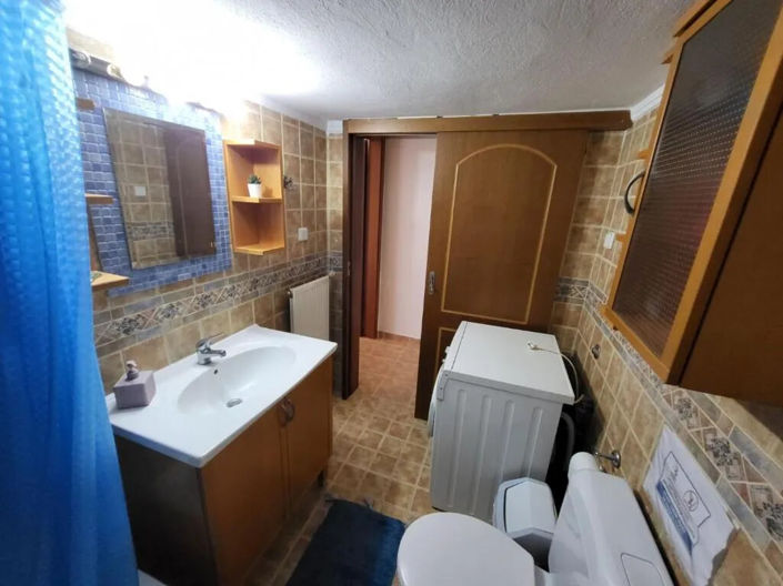 Image No.12-2 Bed Flat for sale