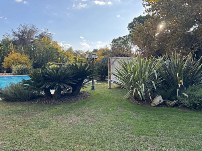 Image No.3-4 Bed Villa for sale