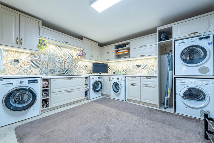 Image No.17-4 Bed Villa for sale