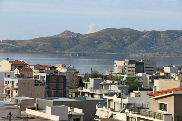 Image No.13-3 Bed Maisonette for sale