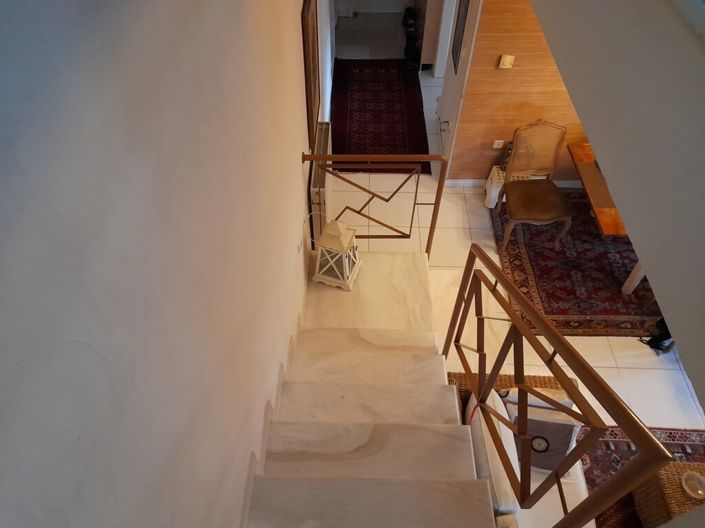 Image No.16-4 Bed Maisonette for sale