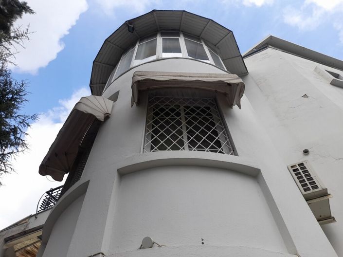 Image No.2-4 Bed Maisonette for sale