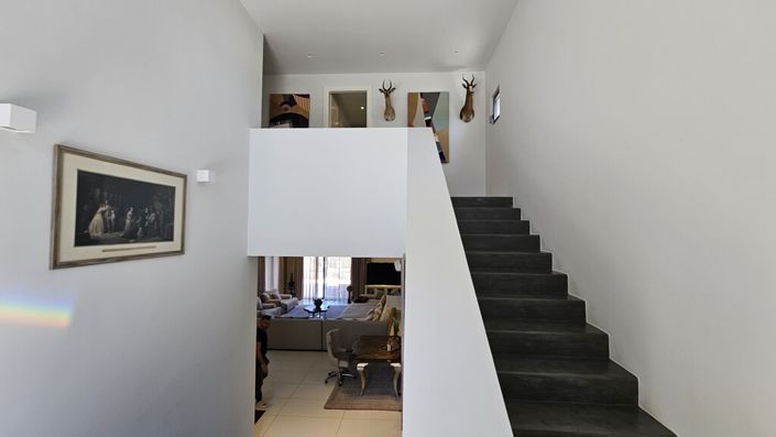 Image No.9-6 Bed Villa for sale