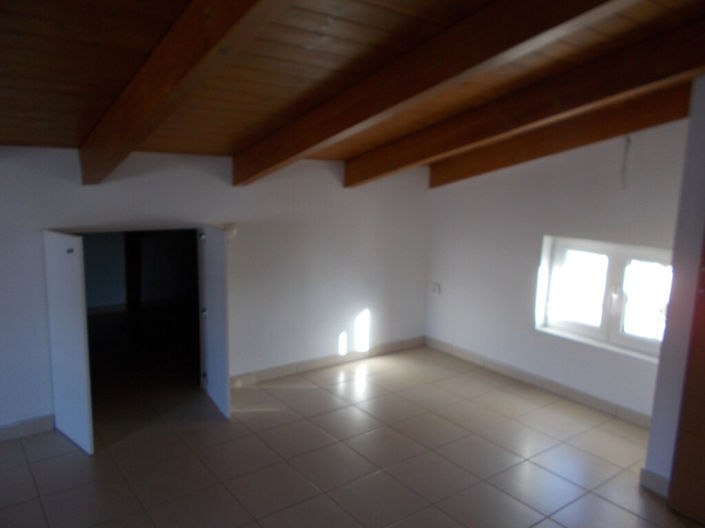 Image No.9-2 Bed Flat for sale