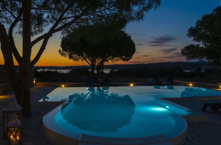 Image No.1-4 Bed Villa for sale