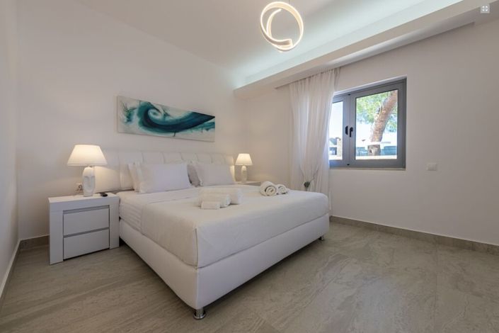 Image No.16-4 Bed Villa for sale