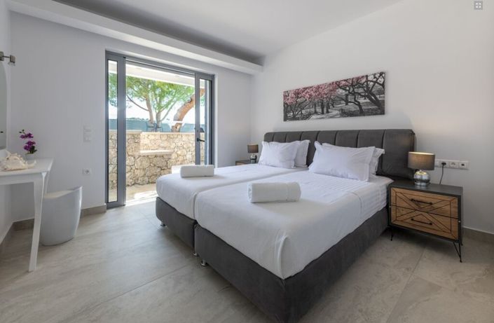 Image No.23-4 Bed Villa for sale