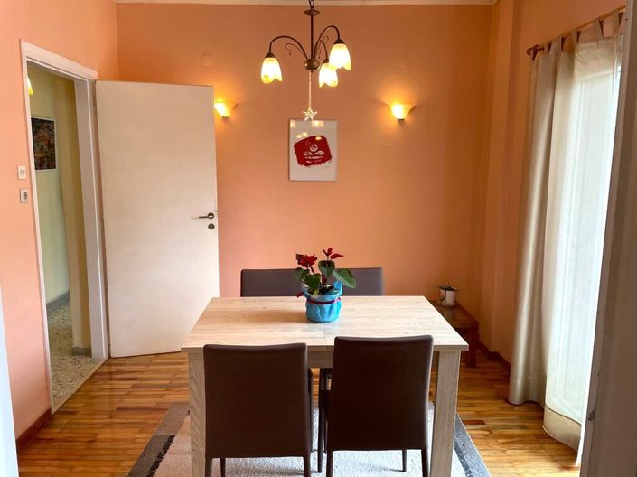 Image No.5-2 Bed Flat for sale