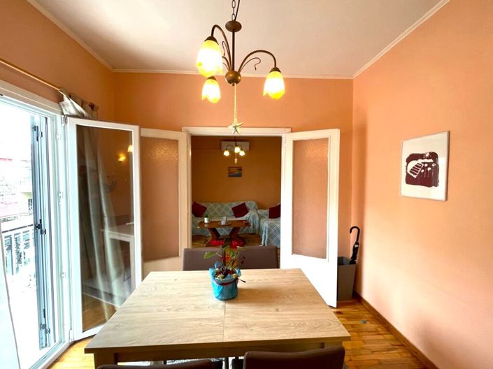 Image No.6-2 Bed Flat for sale