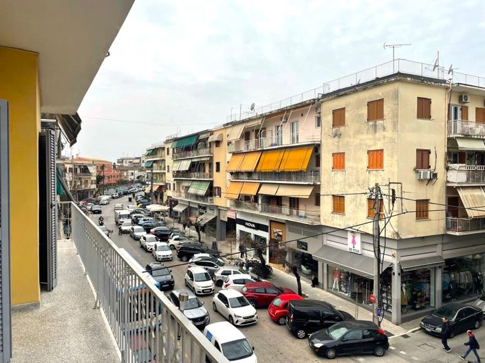 Image No.9-2 Bed Flat for sale