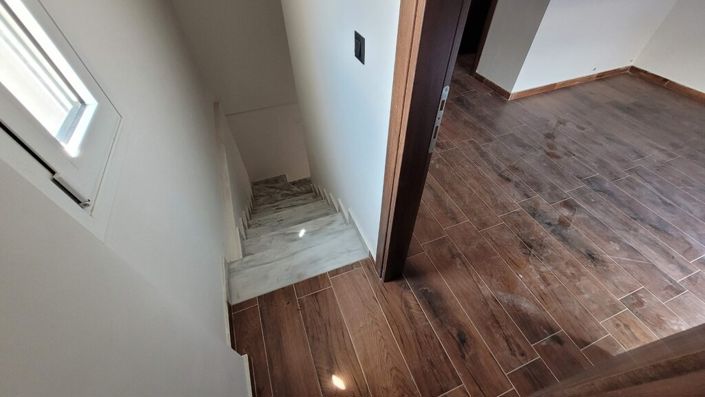 Image No.20-2 Bed Duplex for sale