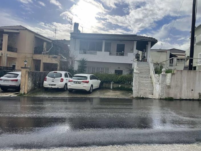 Image No.9-2 Bed Flat for sale