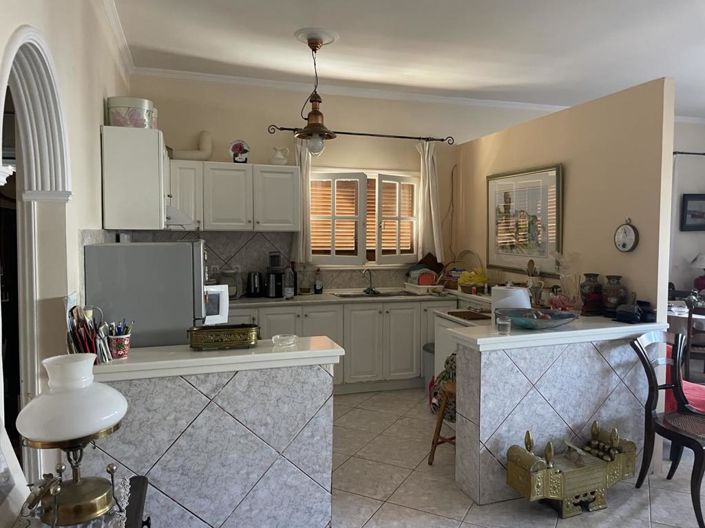 Image No.5-2 Bed Flat for sale